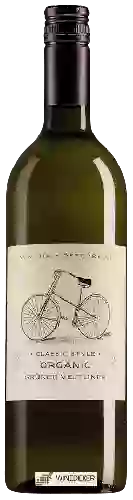 Weingut Sepp Moser - Classic Style Organic Grüner Veltliner